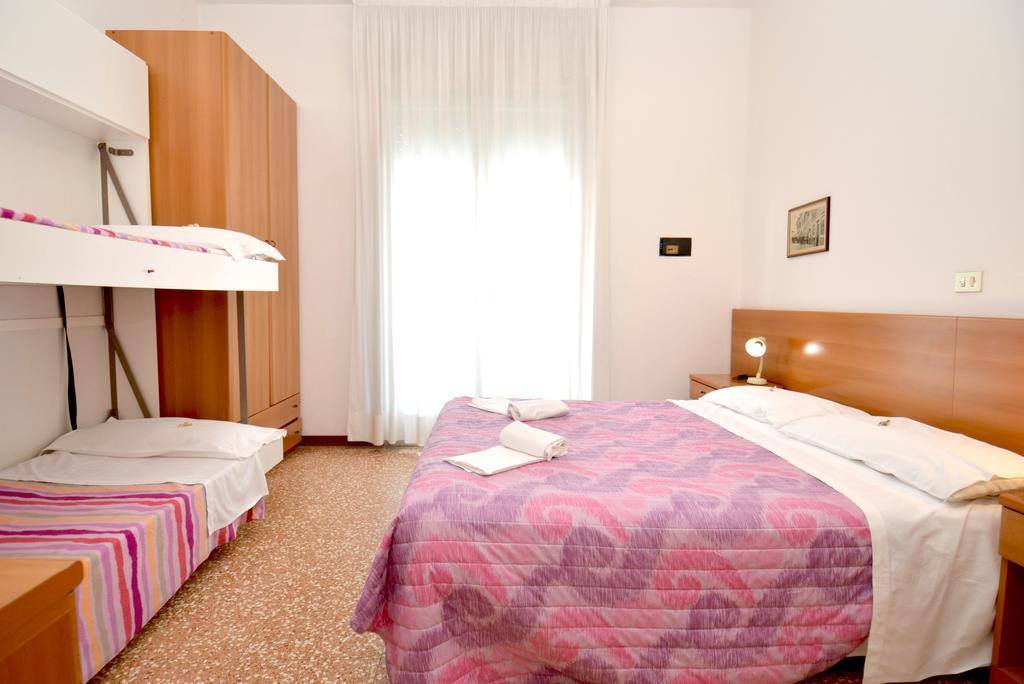Hotel Edera Lido di Jesolo Exterior foto